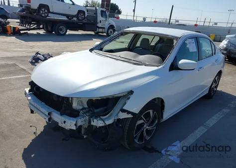 2016 Honda Accord Lx z USA, uszkodzony, nr VIN 1HGCR2F31GA084710